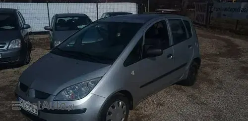 MITSUBISHI Colt 