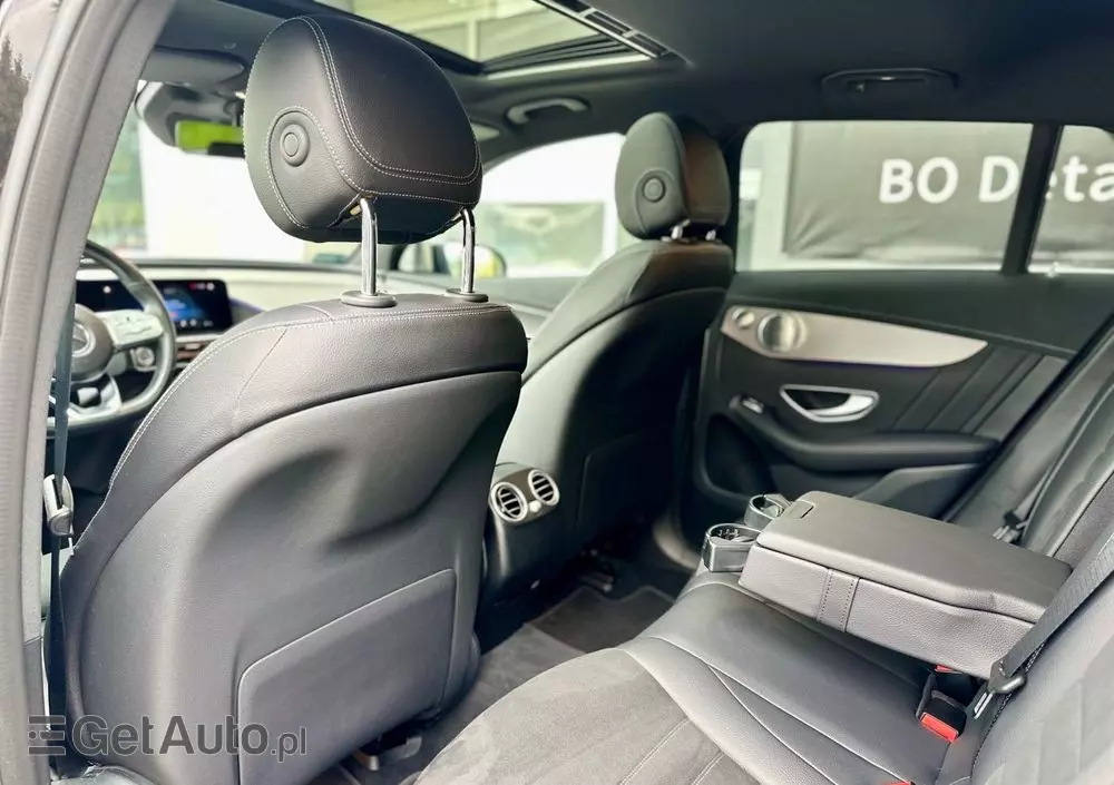 MERCEDES-BENZ EQC 400 4-Matic Sport