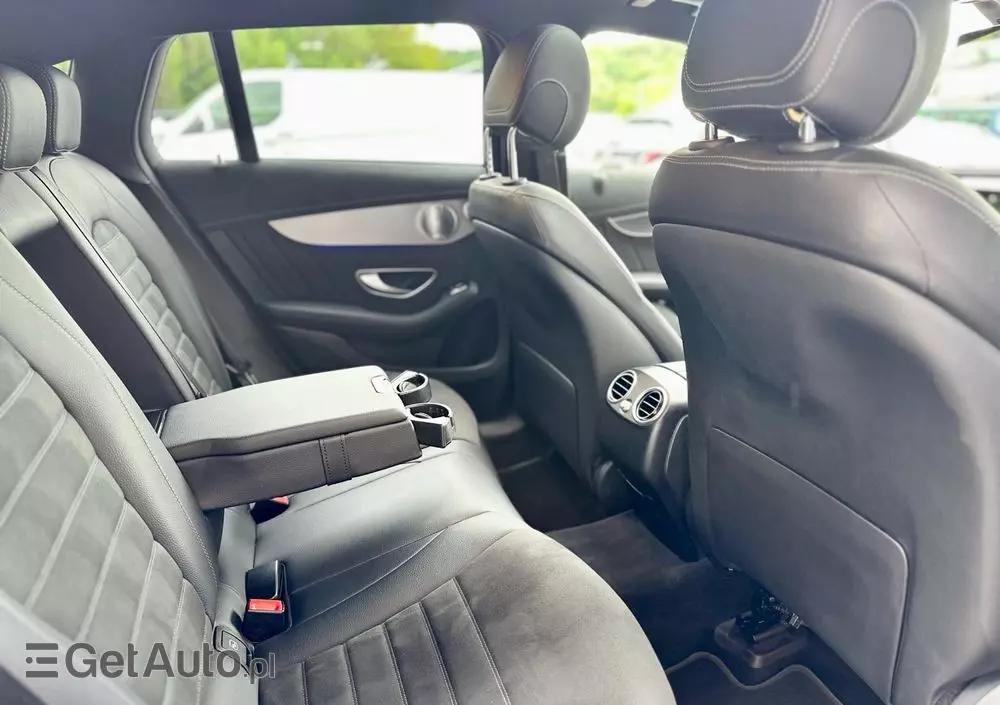 MERCEDES-BENZ EQC 400 4-Matic Sport