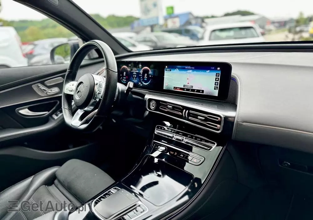 MERCEDES-BENZ EQC 400 4-Matic Sport