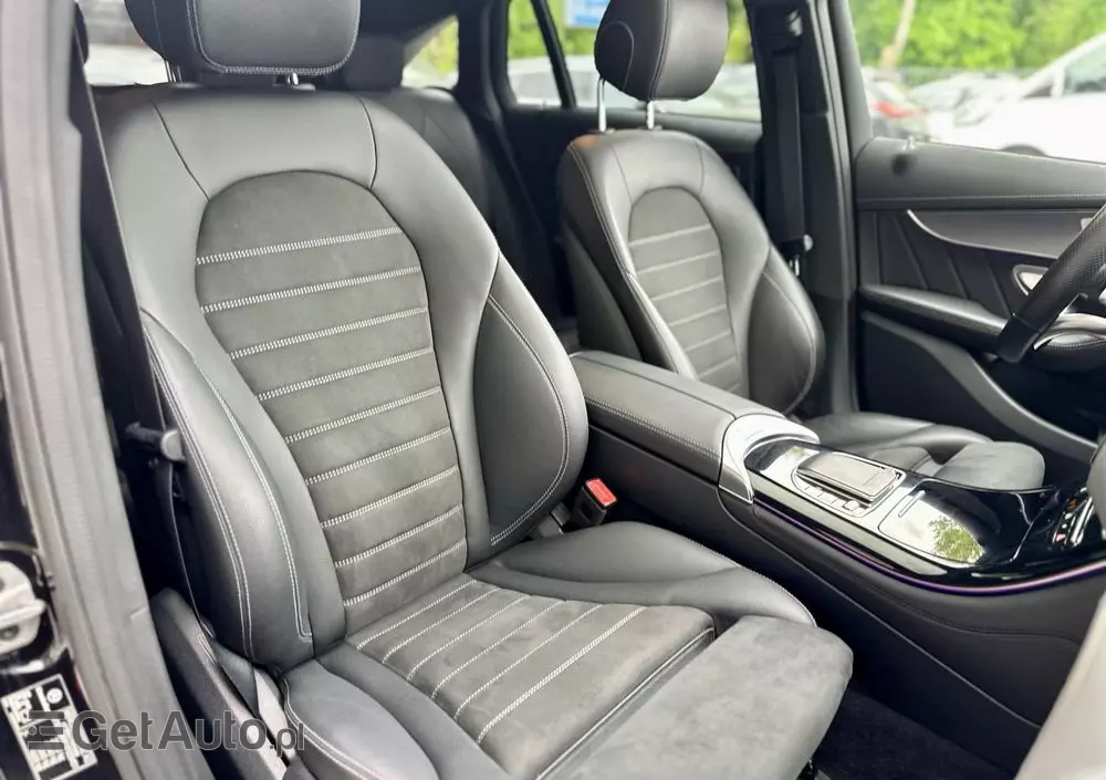 MERCEDES-BENZ EQC 400 4-Matic Sport