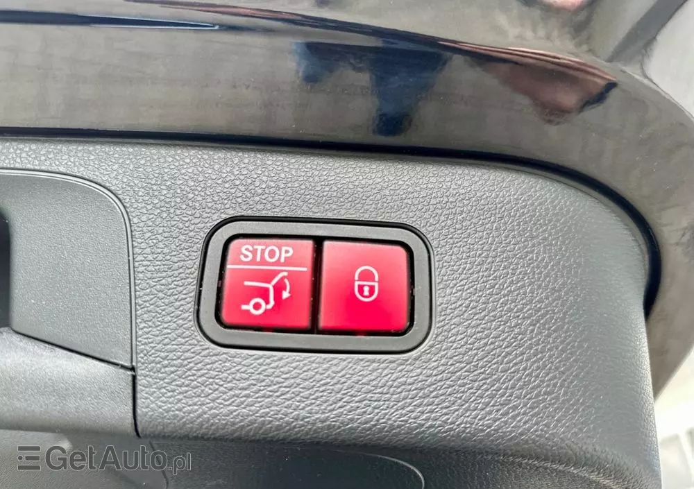 MERCEDES-BENZ EQC 400 4-Matic Sport