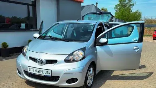 TOYOTA Aygo 