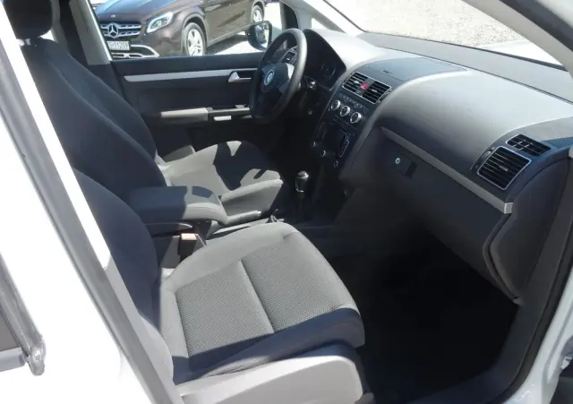 VOLKSWAGEN Touran 1.2 TSI BlueMot CityLine