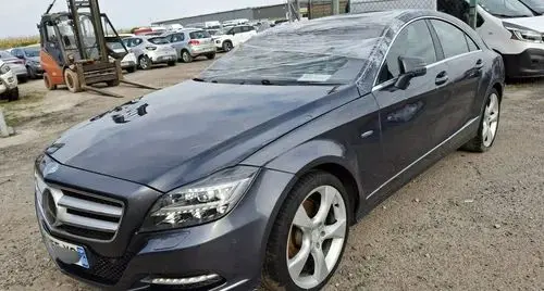 MERCEDES-BENZ CLS 
