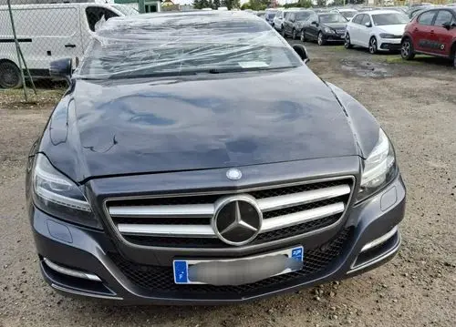 MERCEDES-BENZ CLS 
