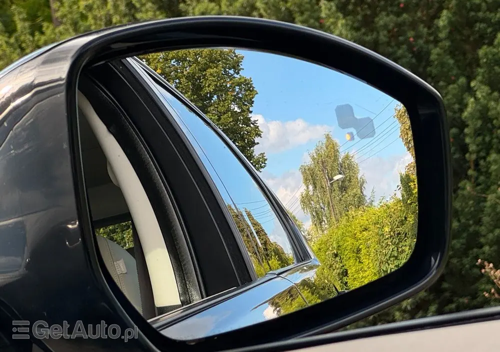 LAND ROVER Discovery Sport D165 Dynamic SE