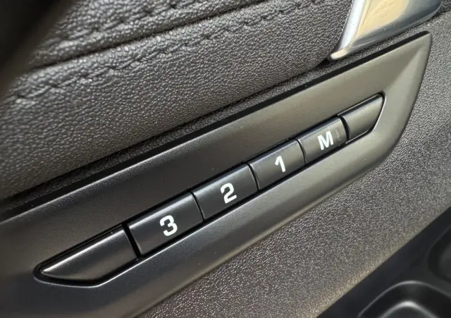 LAND ROVER Discovery Sport D165 Dynamic SE