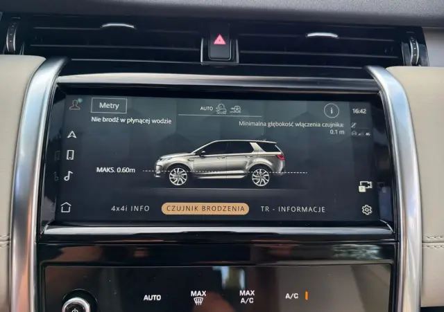 LAND ROVER Discovery Sport D165 Dynamic SE