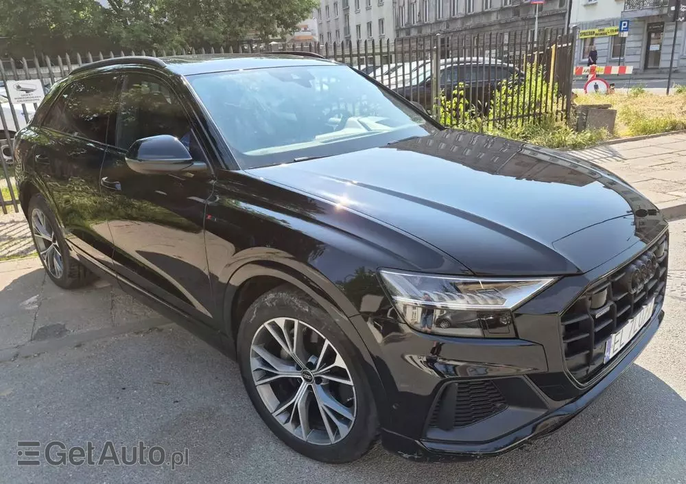 AUDI Q8 50 TDI quattro tiptronic
