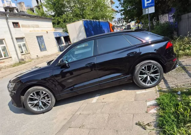 AUDI Q8 50 TDI quattro tiptronic