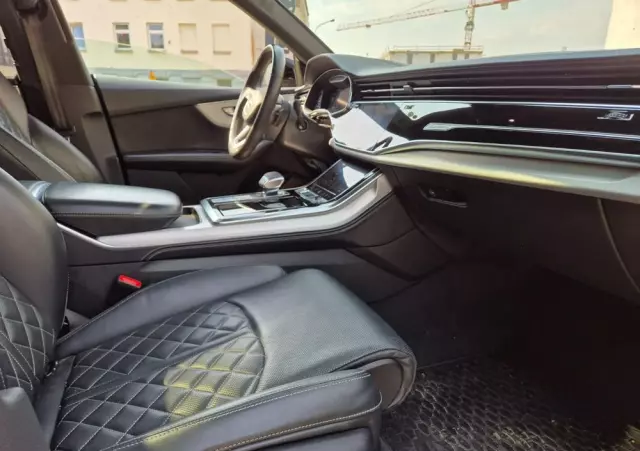 AUDI Q8 50 TDI quattro tiptronic