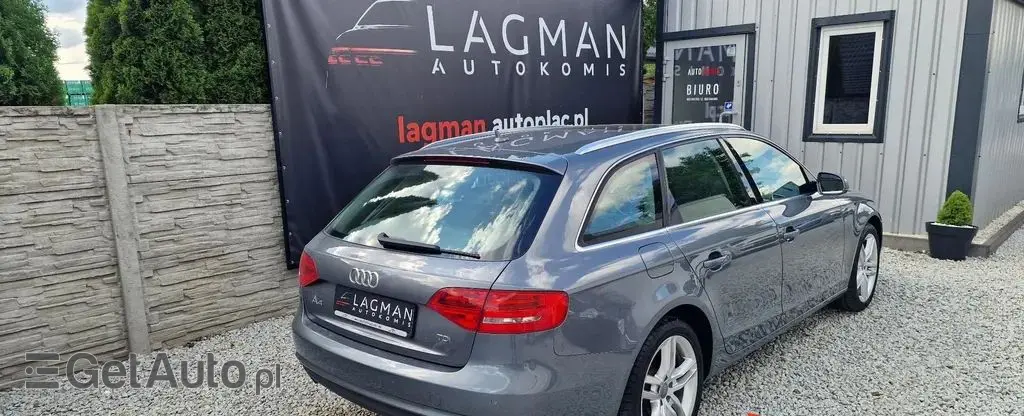 AUDI A4 