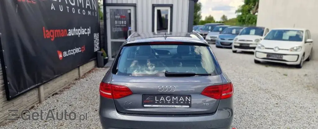 AUDI A4 