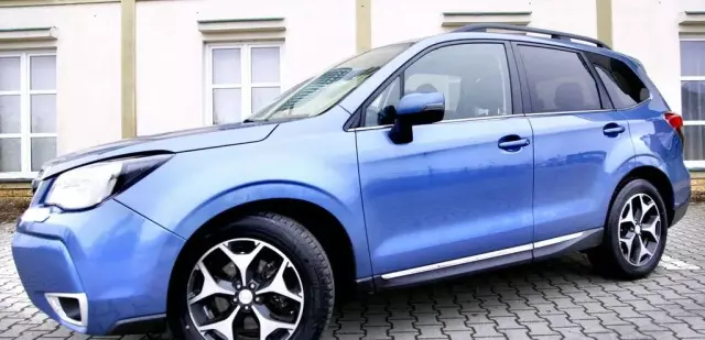 SUBARU Forester 