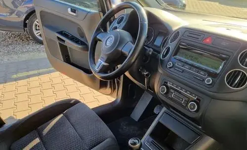VOLKSWAGEN Golf Plus 