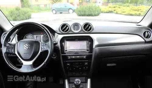 SUZUKI Vitara 