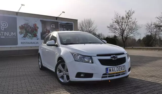 CHEVROLET Cruze 