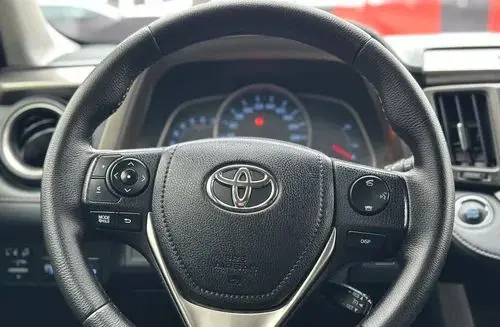 TOYOTA Rav 4 