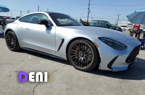 MERCEDES-BENZ AMG GT 