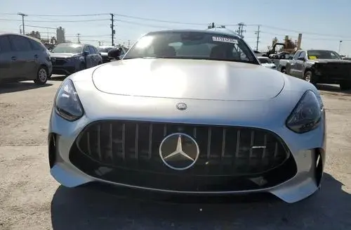 MERCEDES-BENZ AMG GT 