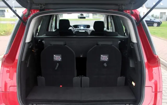 CITROËN C4 Grand Picasso 1.6 e-HDi Attraction