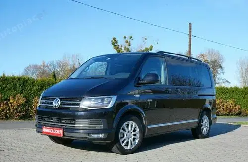 VOLKSWAGEN Multivan 