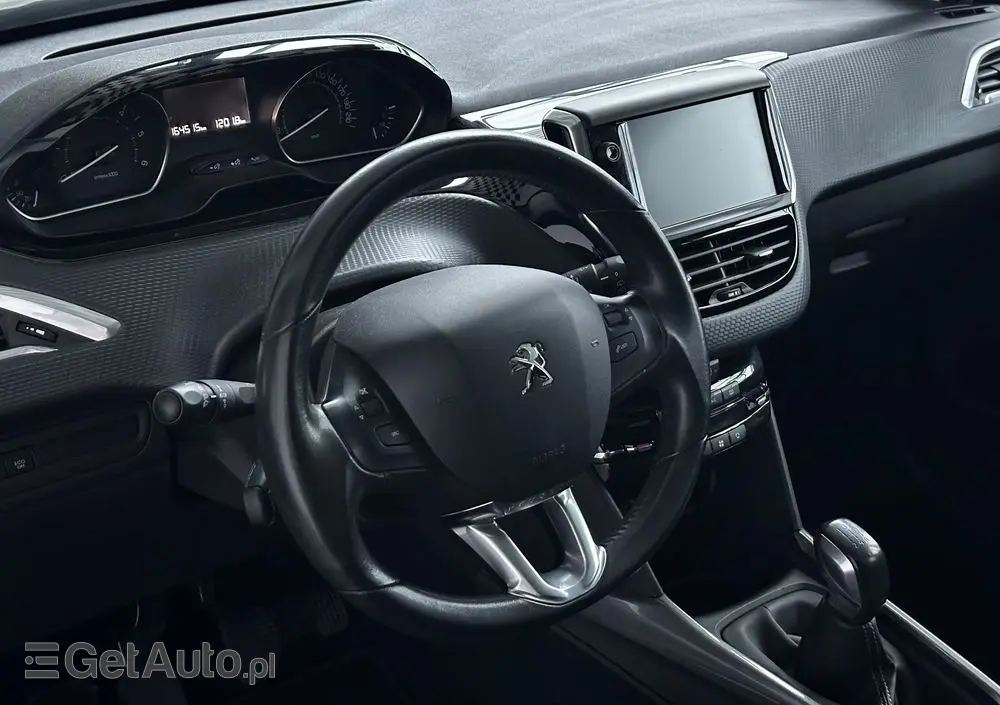 PEUGEOT 2008 1.6 BlueHDi Style