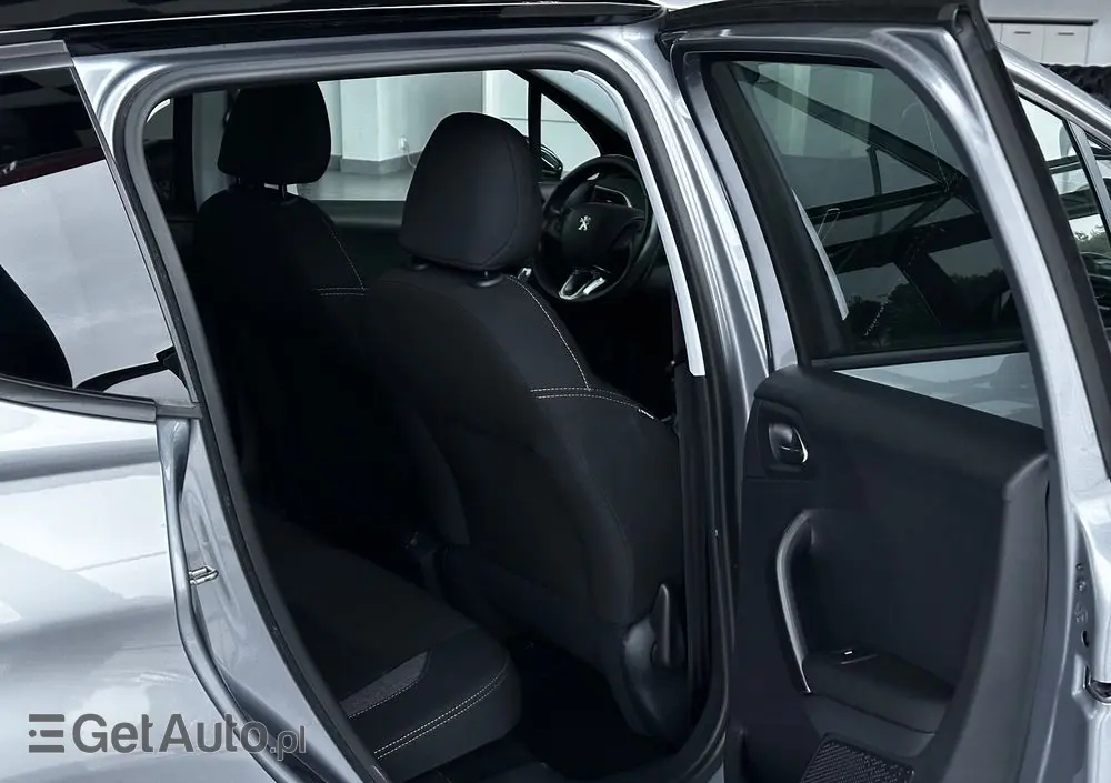 PEUGEOT 2008 1.6 BlueHDi Style