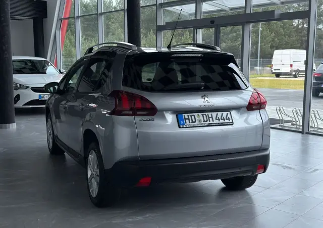 PEUGEOT 2008 1.6 BlueHDi Style