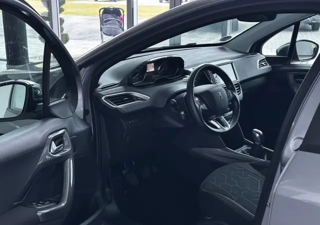 PEUGEOT 2008 1.6 BlueHDi Style