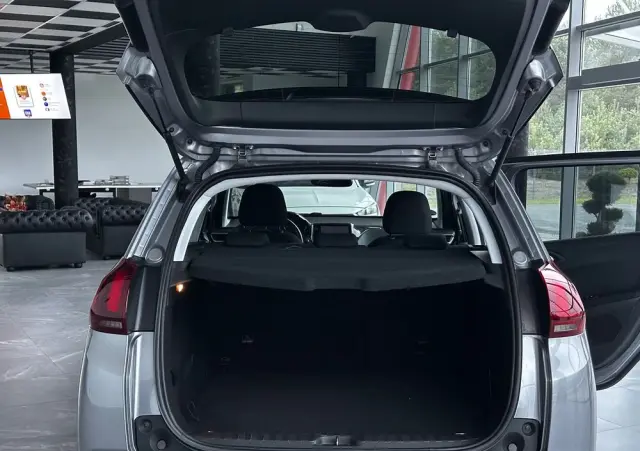 PEUGEOT 2008 1.6 BlueHDi Style