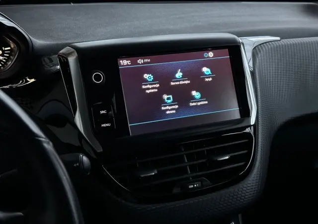 PEUGEOT 2008 1.6 BlueHDi Style