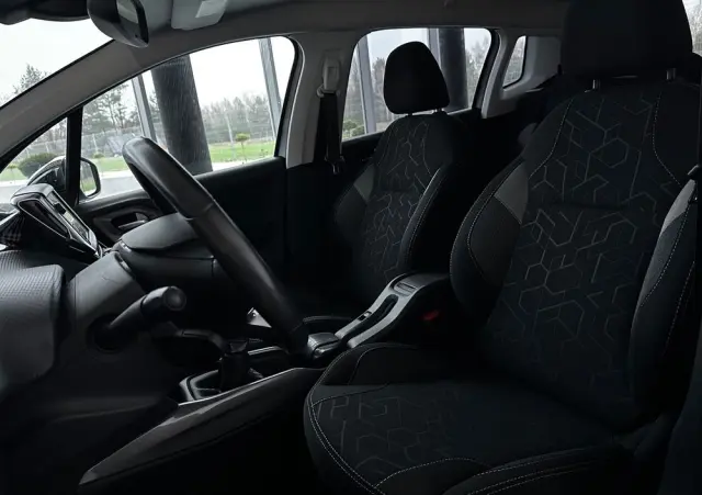 PEUGEOT 2008 1.6 BlueHDi Style