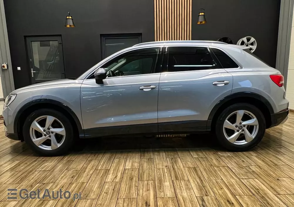 AUDI Q3 35 TFSI S tronic