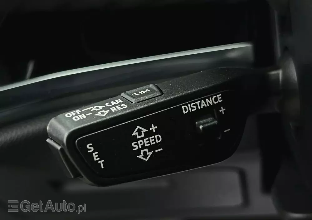 AUDI Q3 35 TFSI S tronic