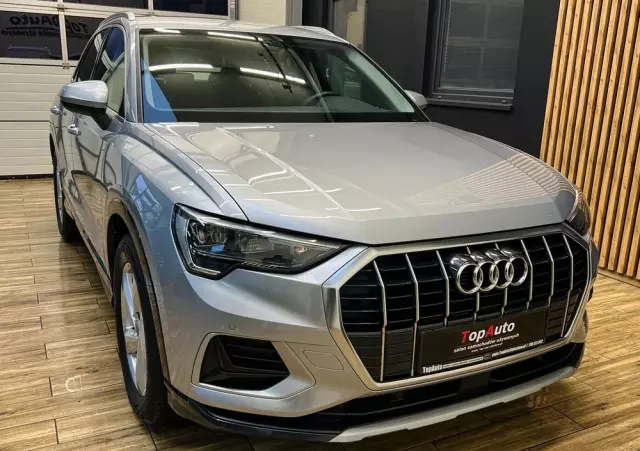 AUDI Q3 35 TFSI S tronic