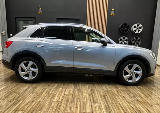 AUDI Q3 35 TFSI S tronic