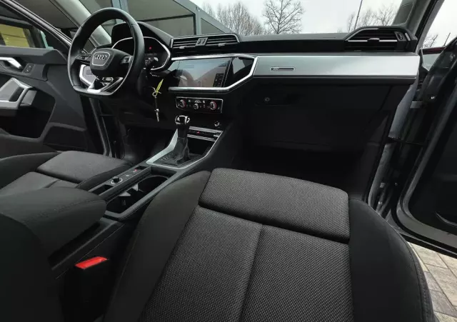 AUDI Q3 35 TFSI S tronic