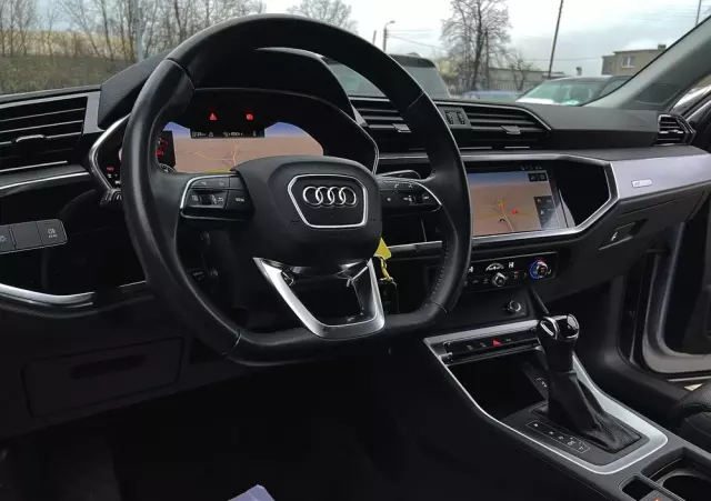 AUDI Q3 35 TFSI S tronic