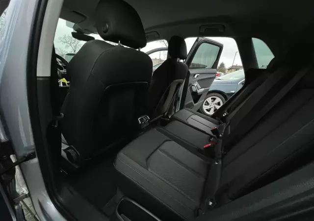 AUDI Q3 35 TFSI S tronic