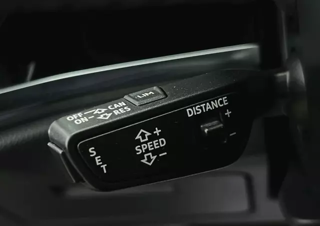 AUDI Q3 35 TFSI S tronic