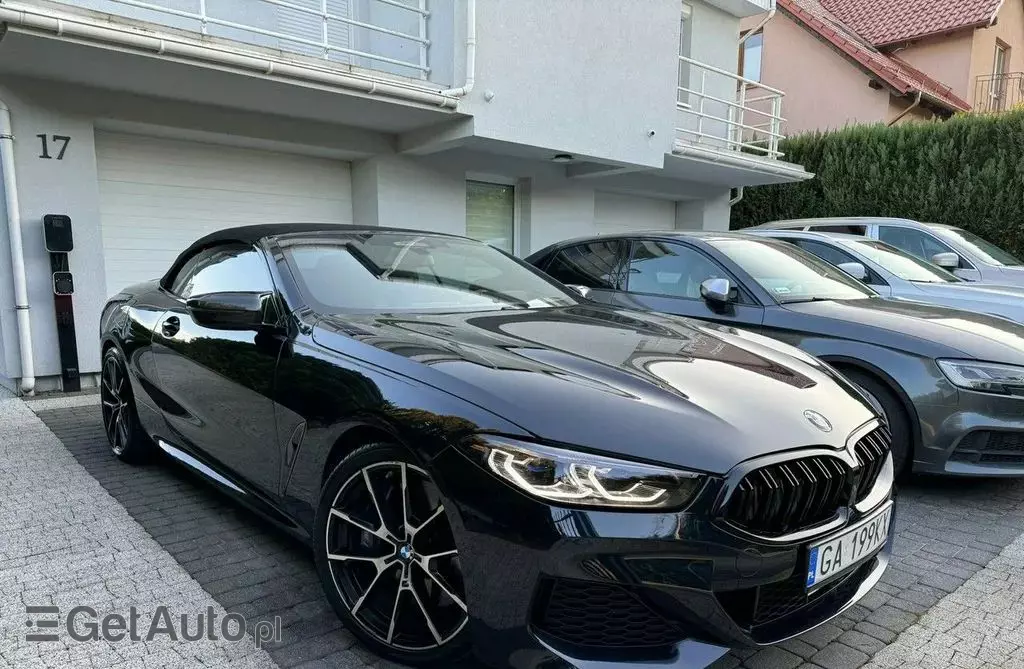 BMW M8 