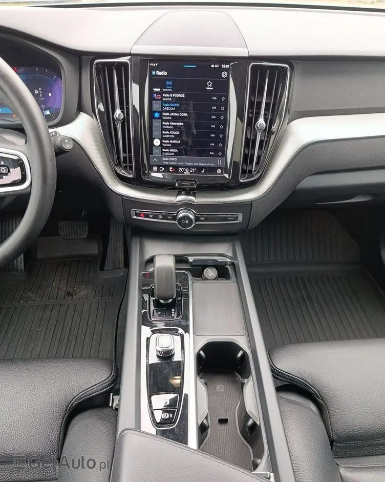 VOLVO XC 60 B4 B Plus Dark