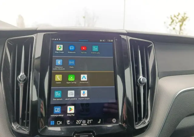 VOLVO XC 60 B4 B Plus Dark