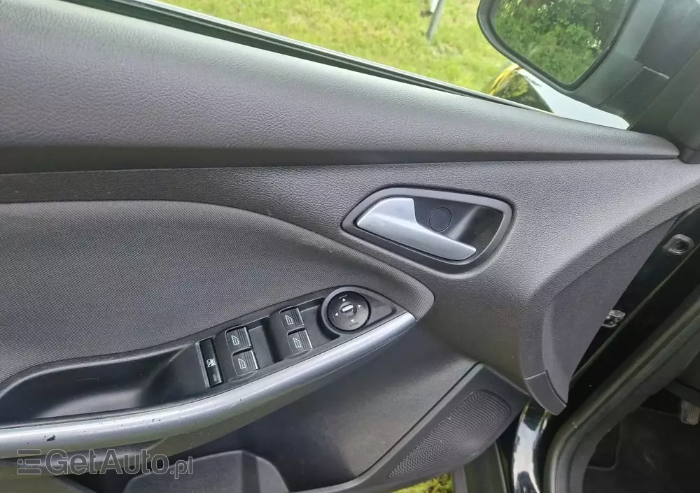FORD Focus 1.6 EcoBoost Edition Start