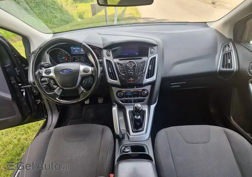 FORD Focus 1.6 EcoBoost Edition Start