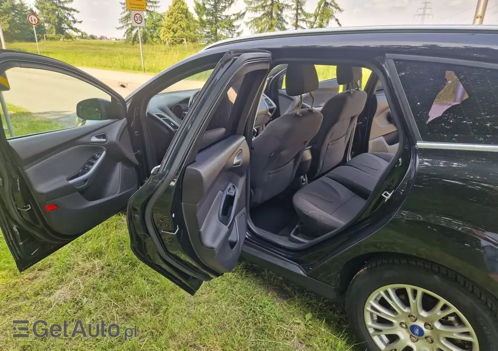 FORD Focus 1.6 EcoBoost Edition Start