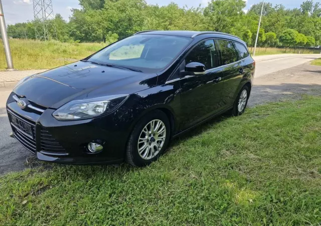 FORD Focus 1.6 EcoBoost Edition Start