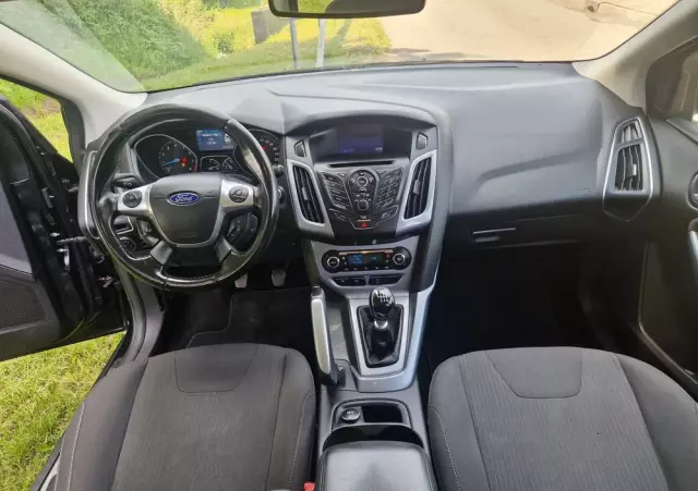 FORD Focus 1.6 EcoBoost Edition Start